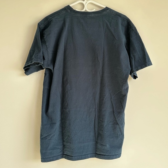 Red Bull Tshirt - Picture 3 of 4